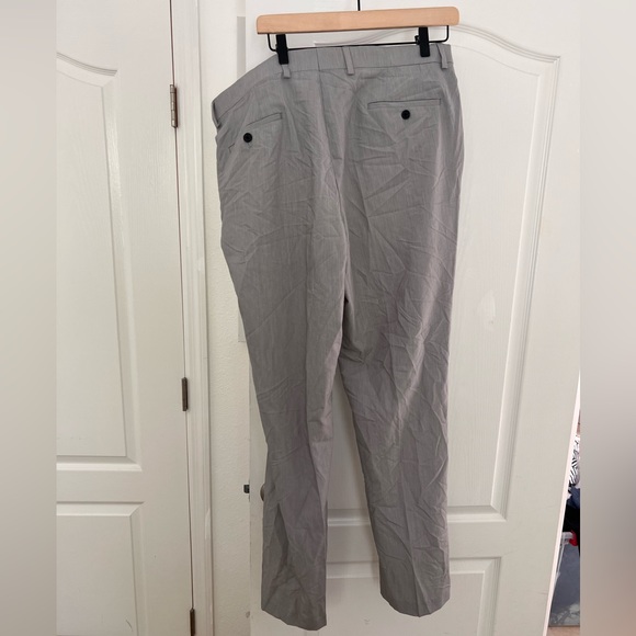 Saville Row Gray Hoxton Dress Pant SZ 38 - Picture 2 of 4